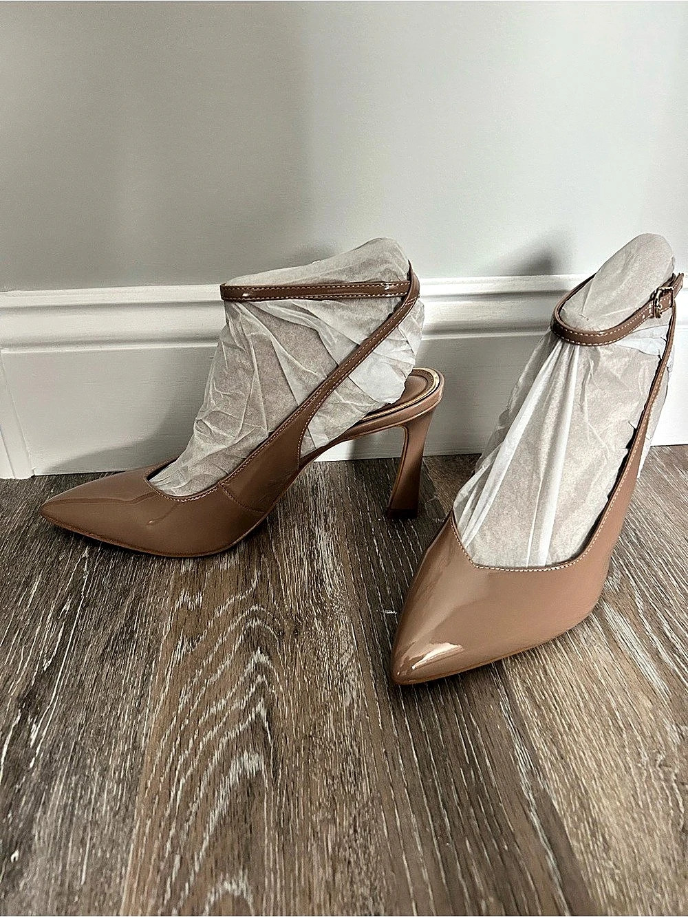NWT Vince Camuto Nellah Pumps Chai Latte Nude Size 9